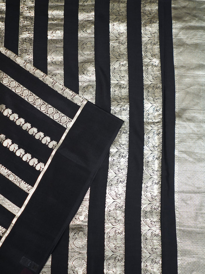 Black Banaras Silk Zari And Handwoven Saree