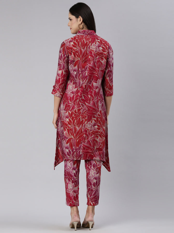 Neerus Red printed straight kurta set with trouser - side view