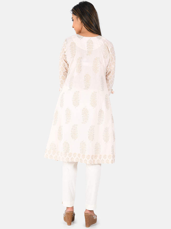 Neerus Women Peach-Coloured Printed A-Line Kurta