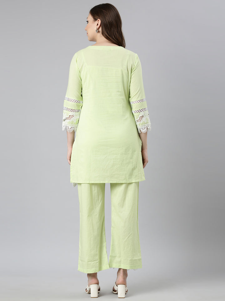 Neerus Green cotton printed kurta set with trousers - side view