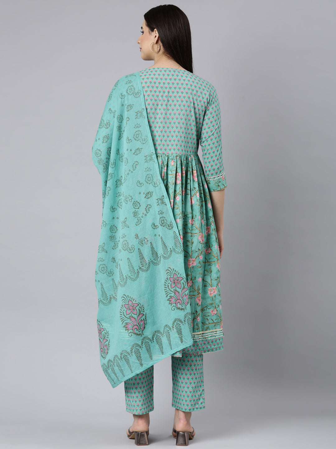 Neerus Green printed floral straight suit set - side view