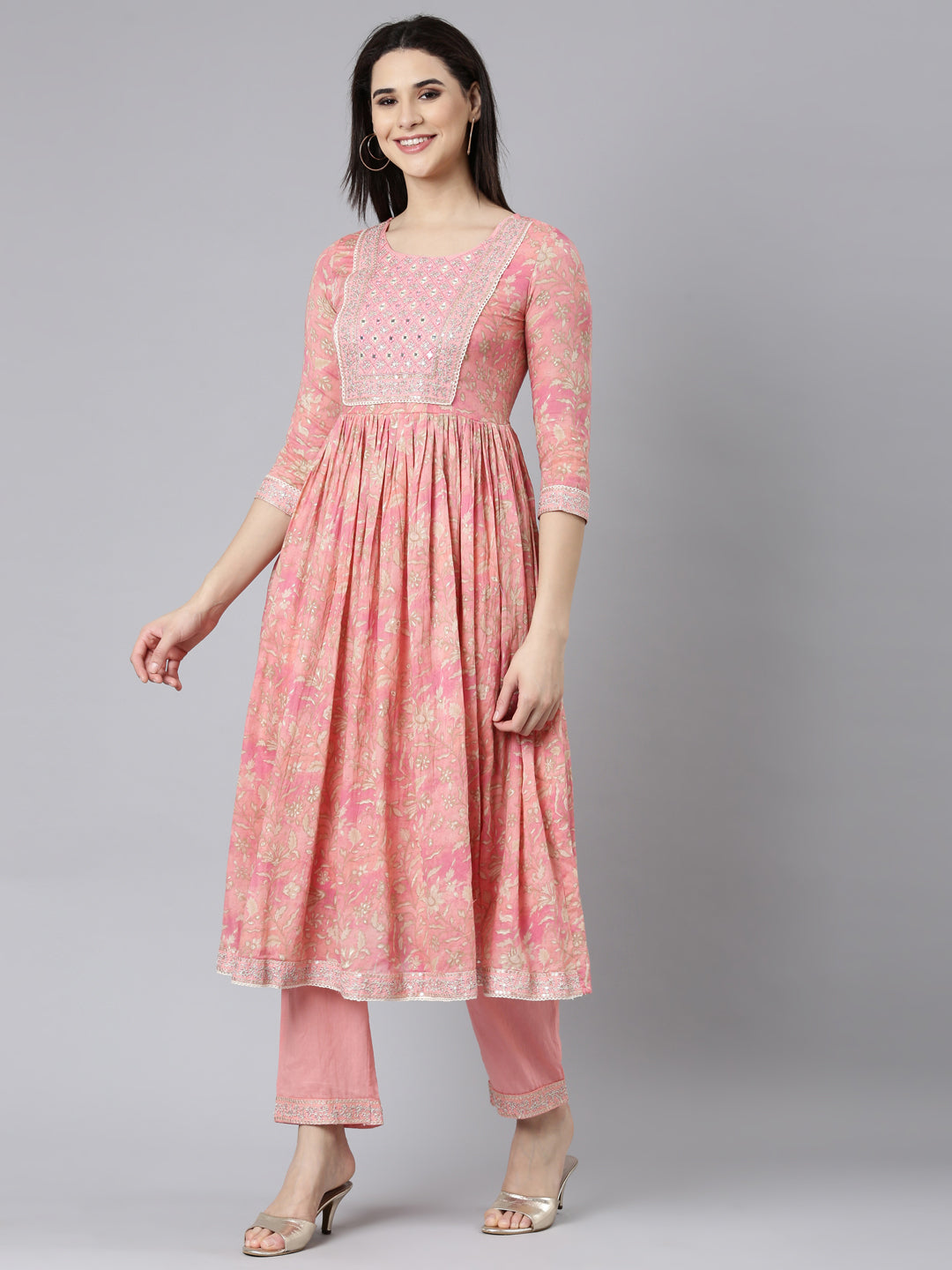 Neerus Pink floral printed straight suit set - back view