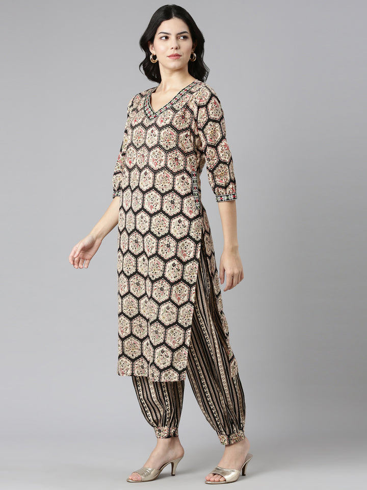 Neerus Black Regular Straight Printed Kurta And Salwar With Dupatta