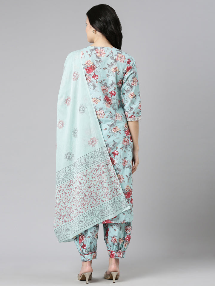 Neerus Green printed straight kurta set with dupatta - side view