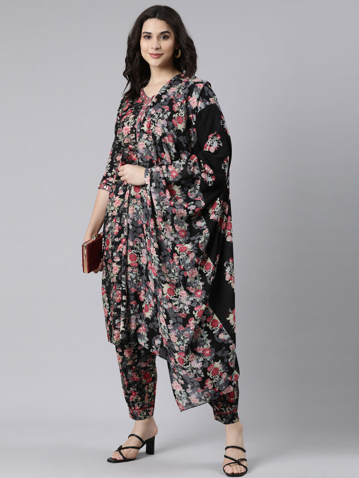 Neerus Black Regular Straight Floral Kurta And  Salwar With Dupatta