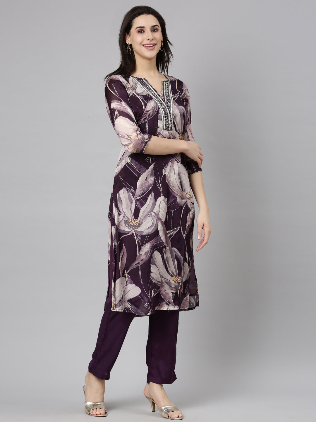 Neerus Purple printed floral straight suit set - back view