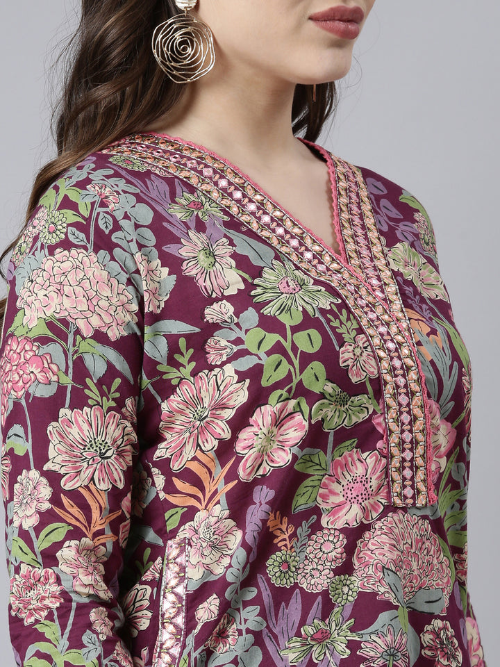 Neerus Purple printed floral straight suit set - detail view 1
