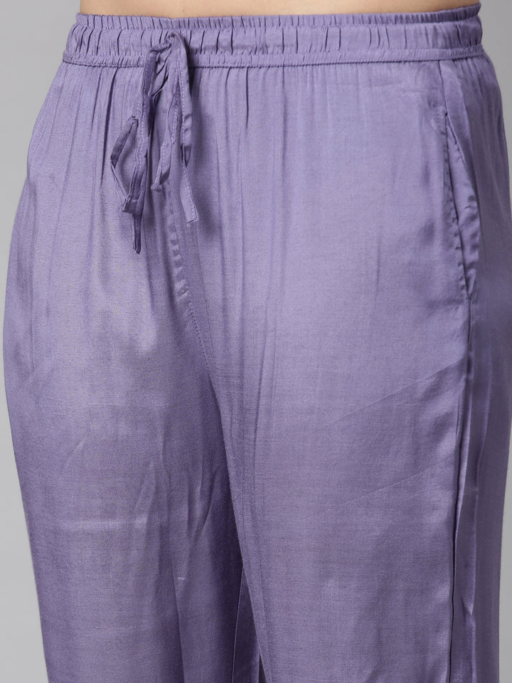 Neerus Purple floral printed straight suit set - detail view 3