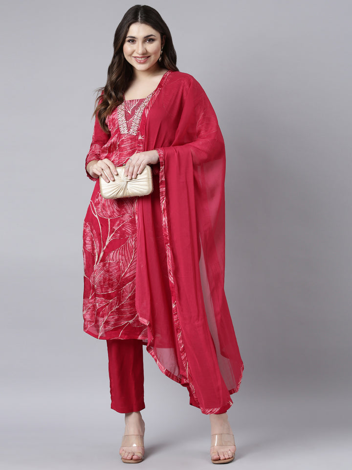 Neerus Pink printed straight suit set - detail view 2
