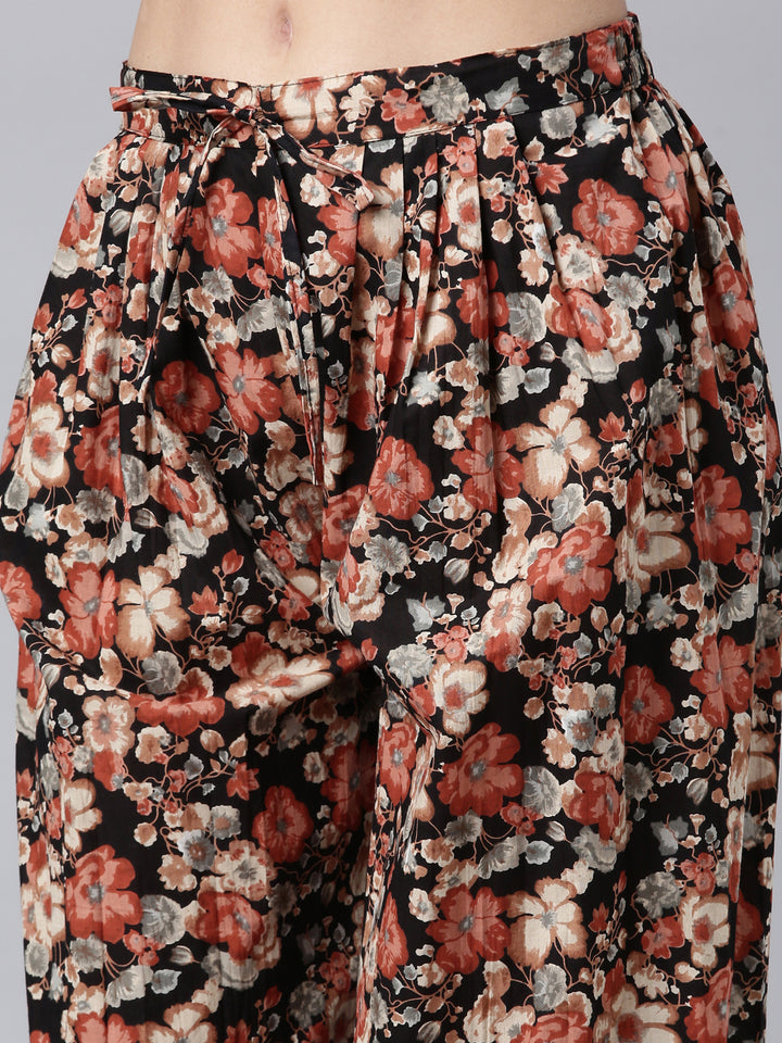 Neerus Black printed floral suit set - detail view 3