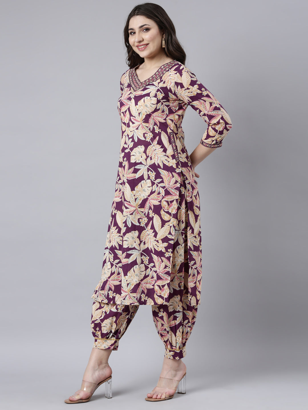 Neerus Purple printed floral straight suit set - detail view 2