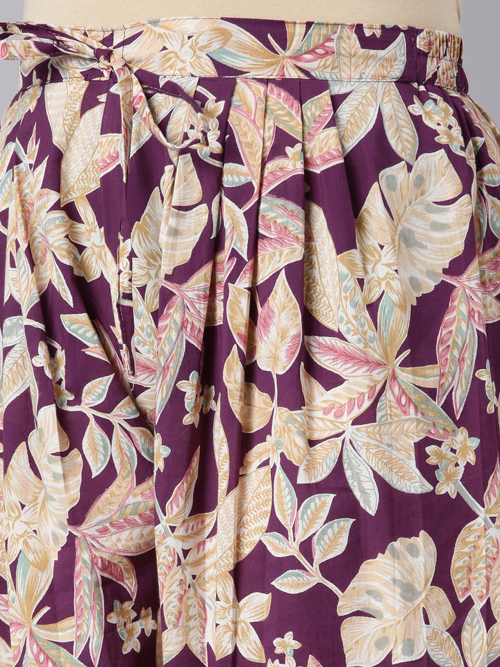 Neerus Purple printed floral straight suit set - detail view 3