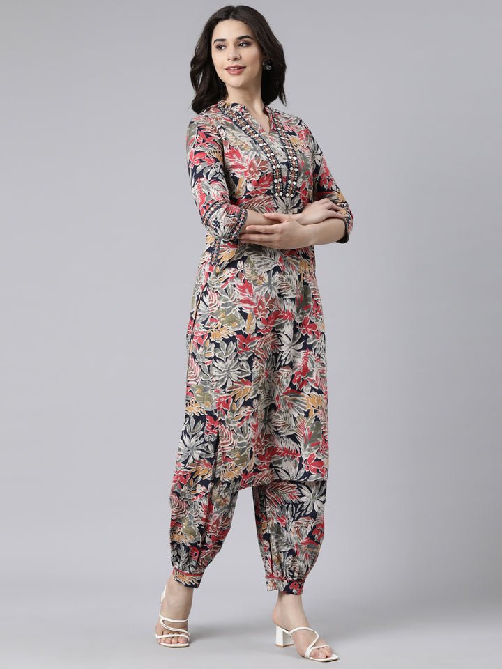 Neerus Blue cotton printed straight suit set - back view