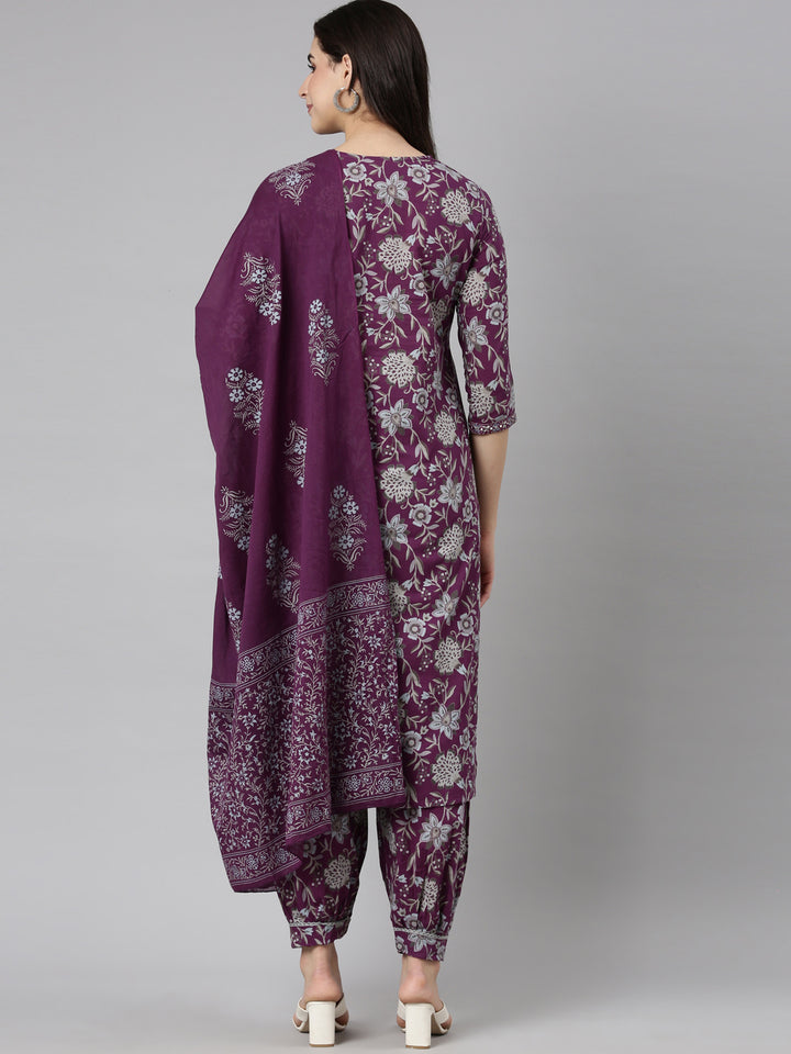 Neerus Purple cotton printed suit set - side view