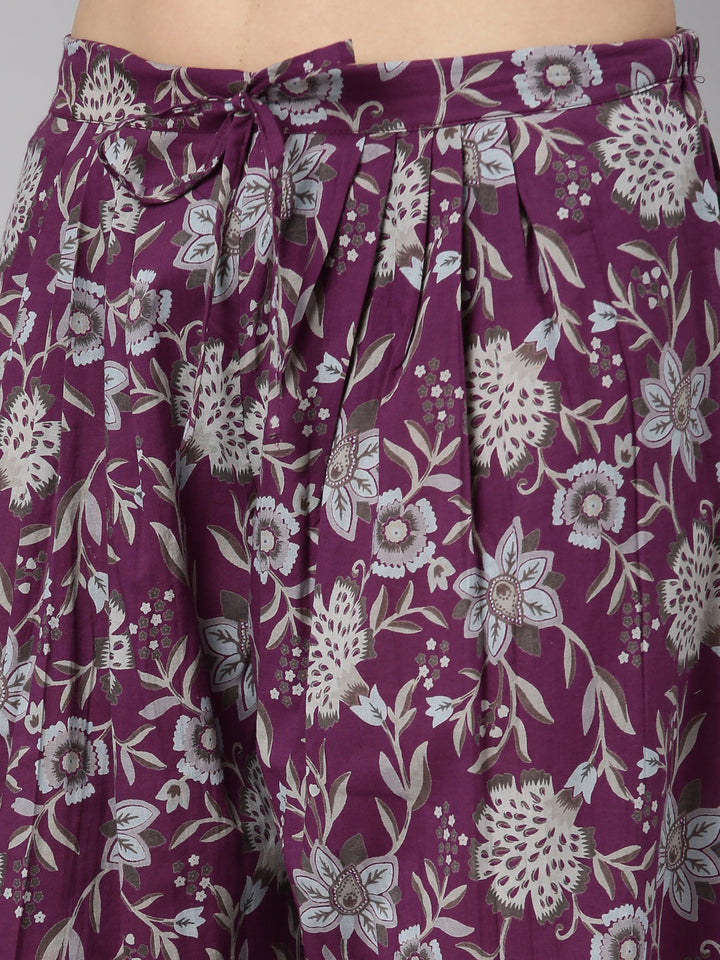 Neerus Purple cotton printed suit set - detail view 3
