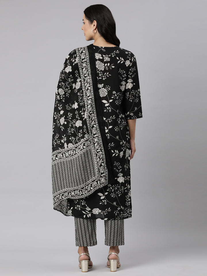 Neerus Black printed straight suit set panelled kurta with dupatta - detail view 1