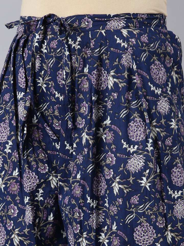 Neerus Blue Printed Floral Straight Suit Set - detail view 3