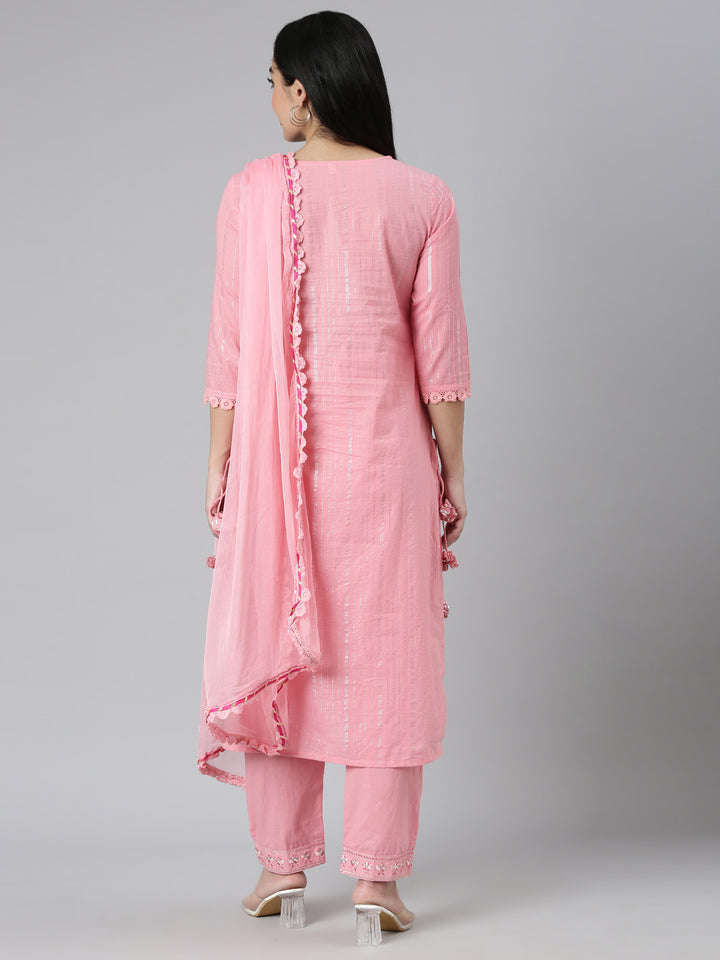 Neerus Pink cotton printed suit set - side view
