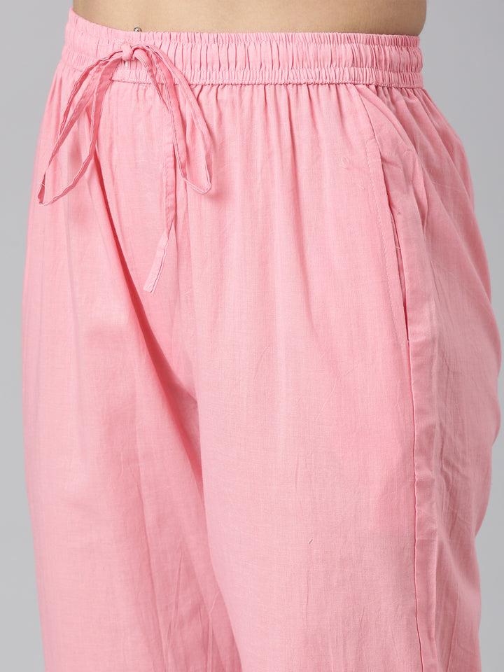 Neerus Pink cotton printed suit set - detail view 3