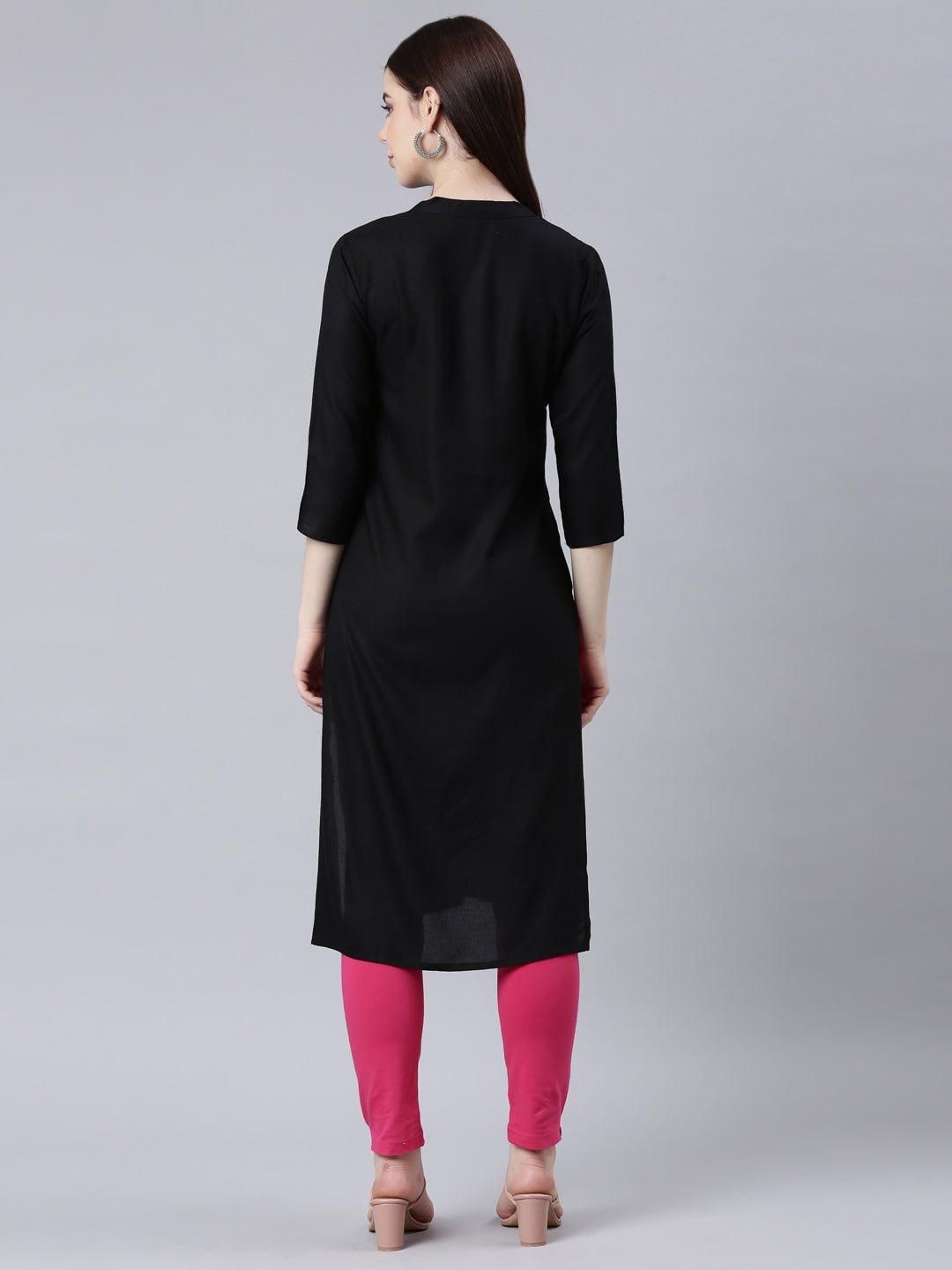 Neerus Black Straight Casual Floral Straight Kurtas