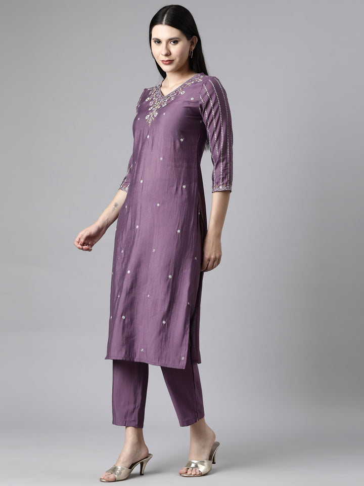 Neerus Lavender Casual Floral Straight Kurta and Trousers With Dupatta