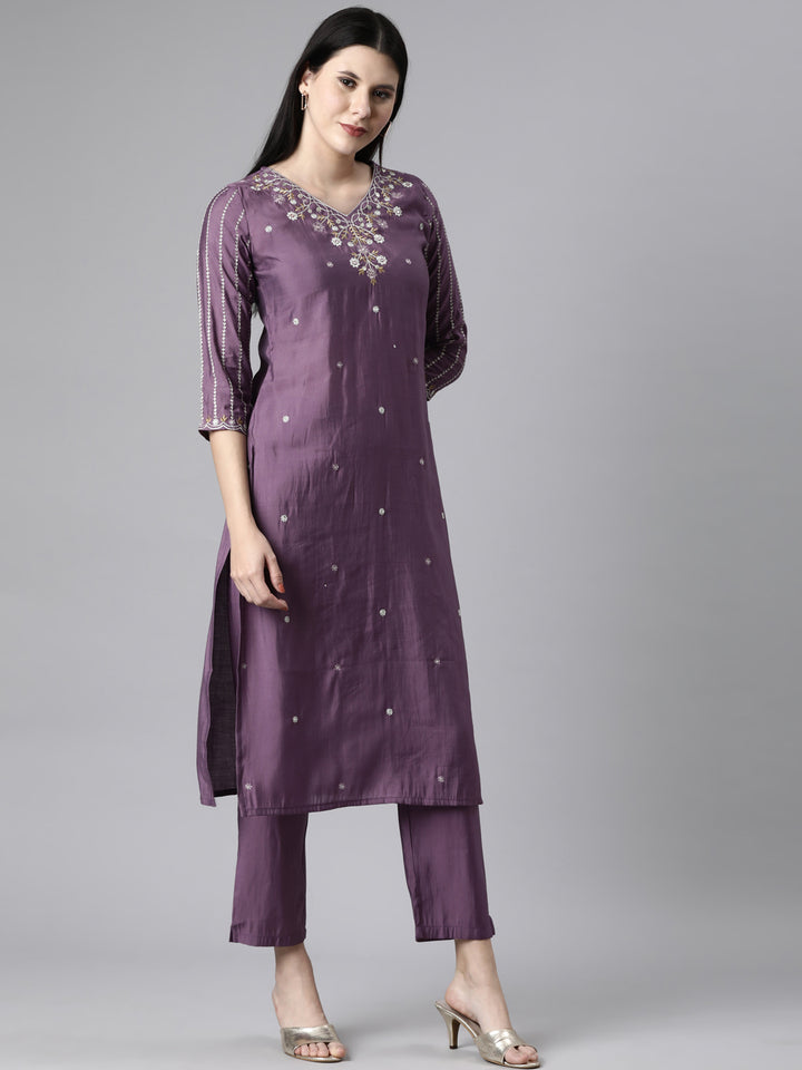 Neerus Lavender Casual Floral Straight Kurta and Trousers With Dupatta