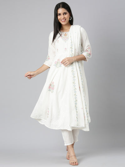 Neerus Off White Regular Straight Solid Kurta and Trousers With Dupatta