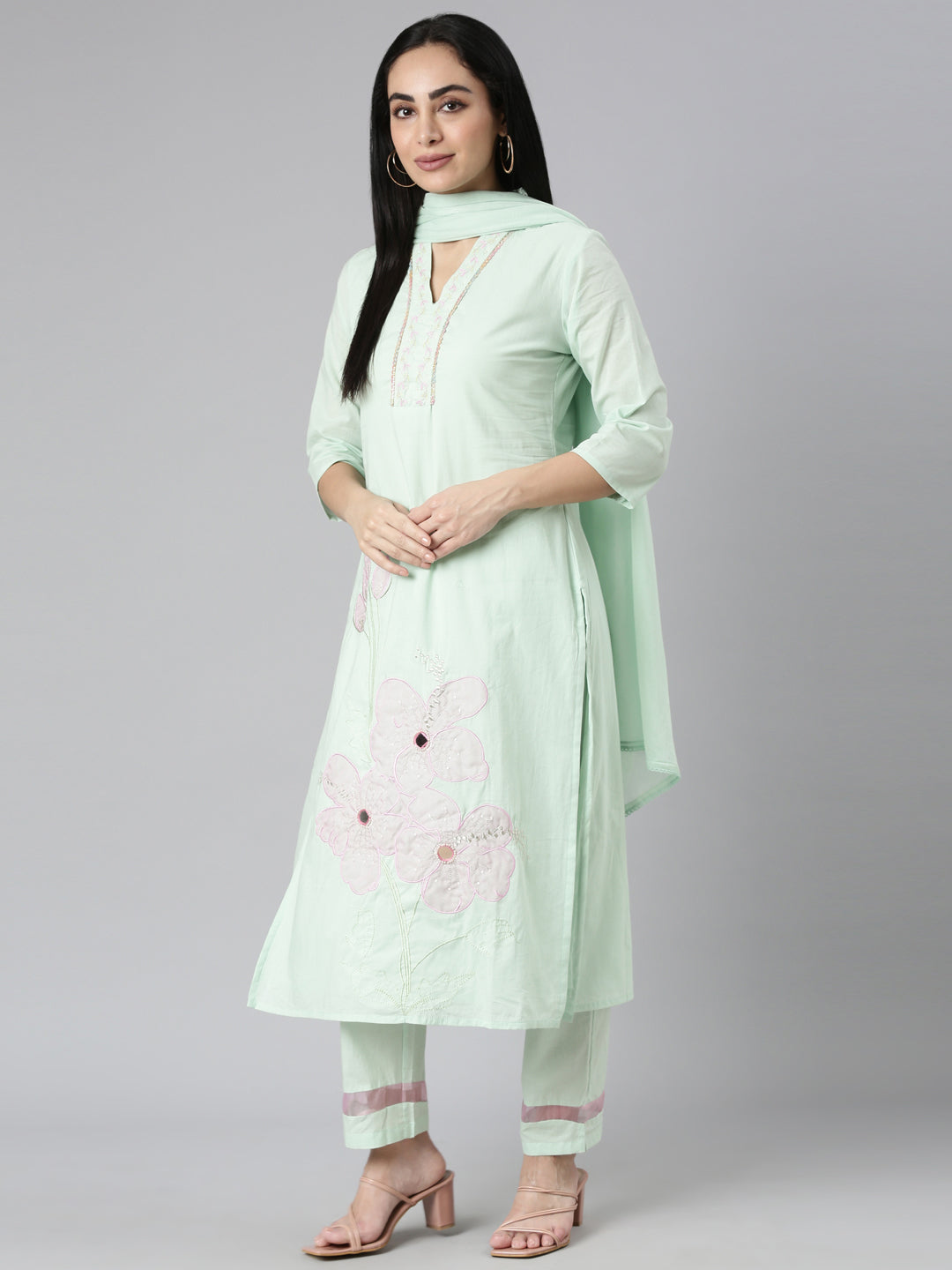 Neerus Green solid straight kurta suit set with trouser and dupatta - detail view 2