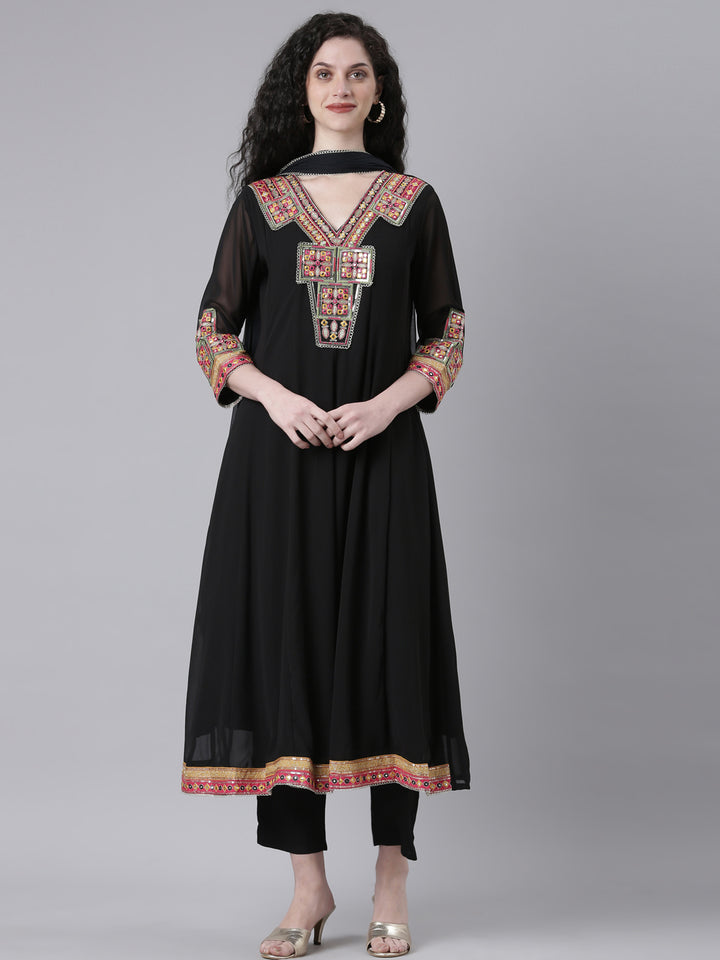 Neerus Black Solid Anarkali Kurta and Trousers With Dupatta