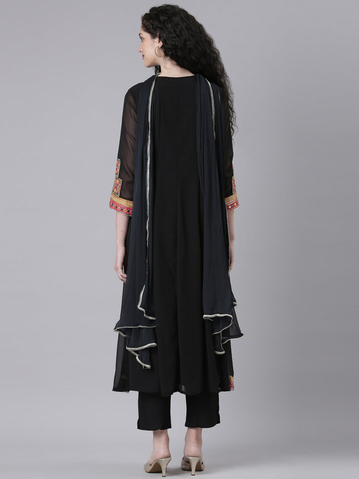 Neerus Black Solid Anarkali Kurta and Trousers With Dupatta
