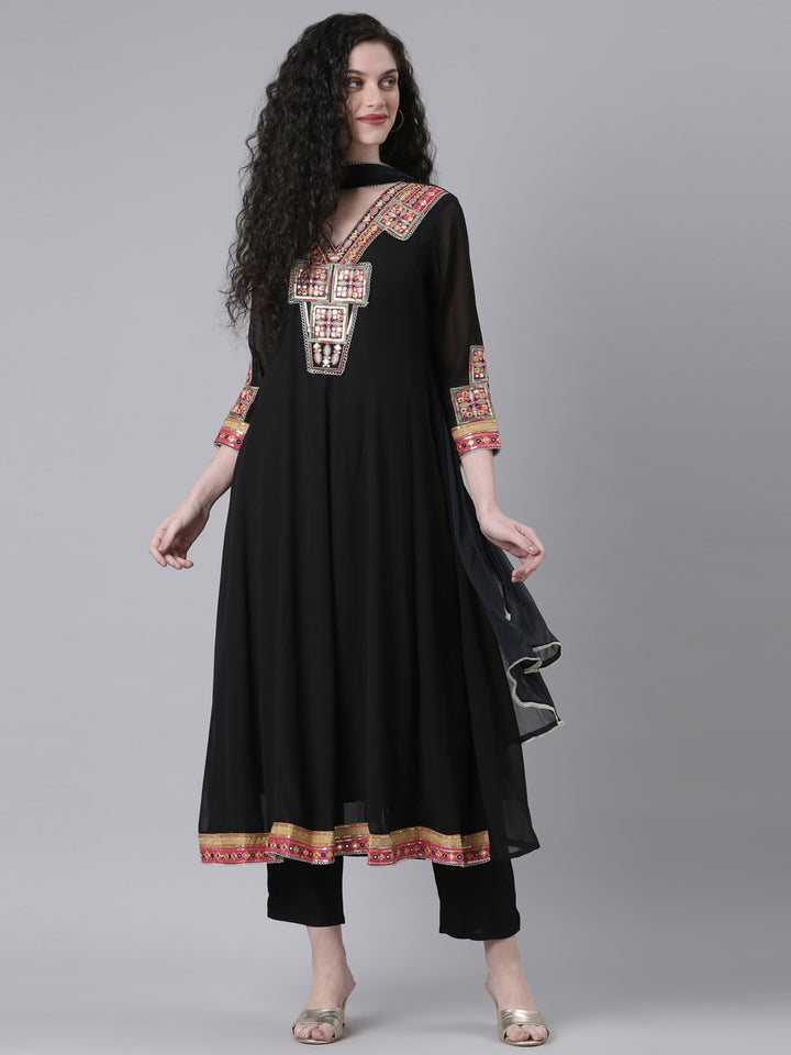 Neerus Black Solid Anarkali Kurta and Trousers With Dupatta