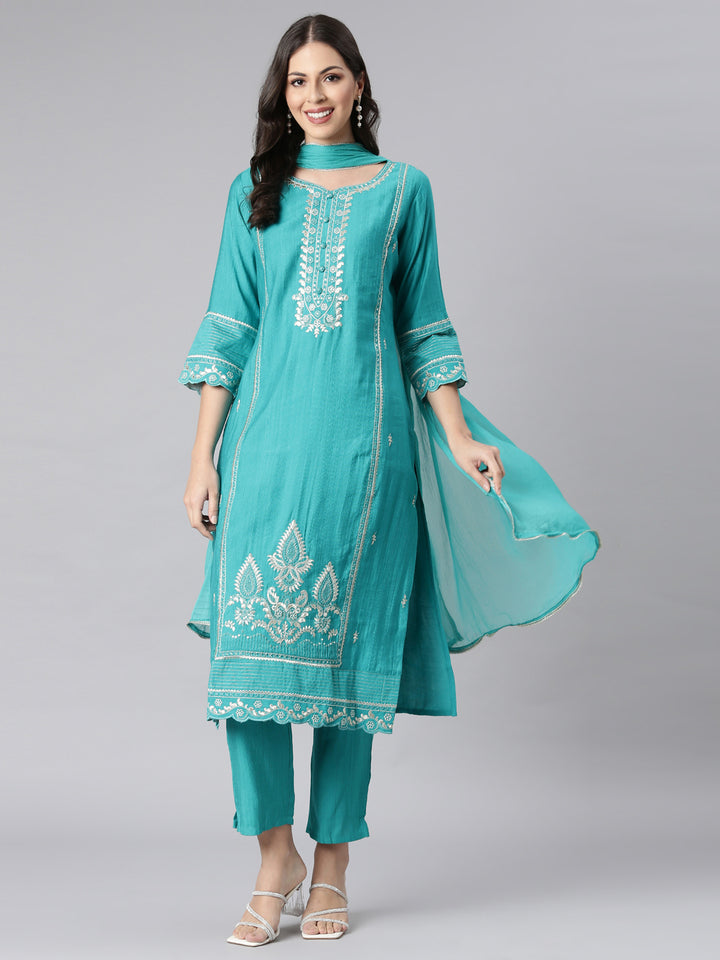 Neerus Green Solid Straight Kurta and Trousers With Dupatta
