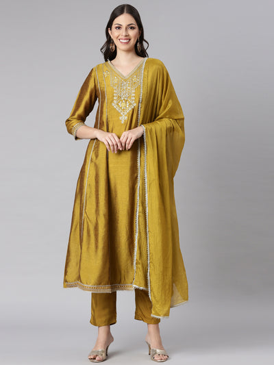 Neerus Green Solid Anarkali Kurta and Trousers With Dupatta