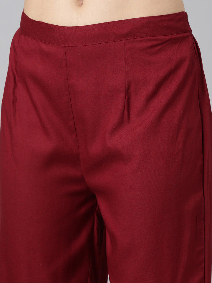 Neerus Maroon printed straight kurta set with dupatta - detail view 3