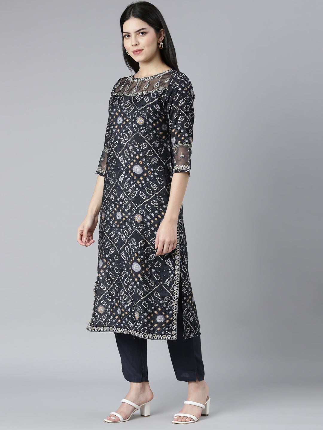 Neerus Grey Bandhani printed straight kurta set - back view