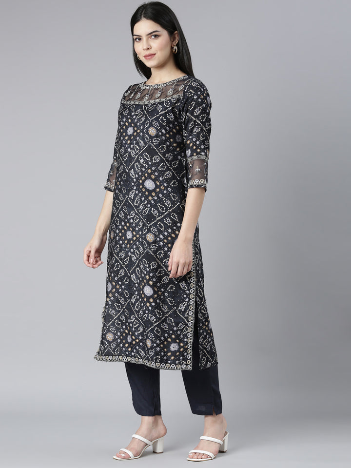 Neerus Grey Bandhani printed straight kurta set - back view