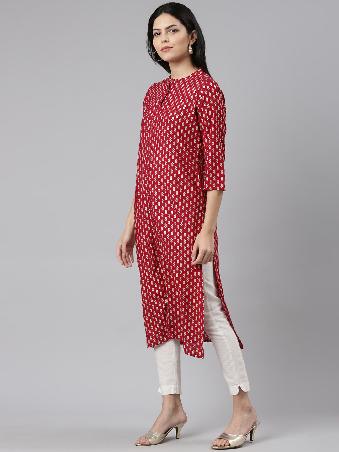 Neerus Maroon rayon printed straight kurti - back view