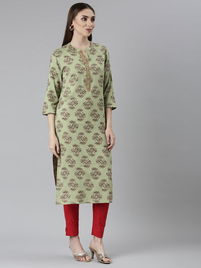 Neeru's Green Regular Straight Floral Kurtas