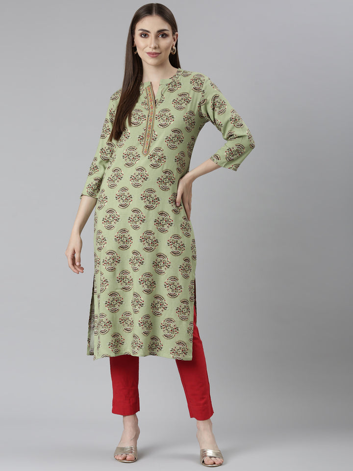 Neerus Green Regular Straight Floral Kurta