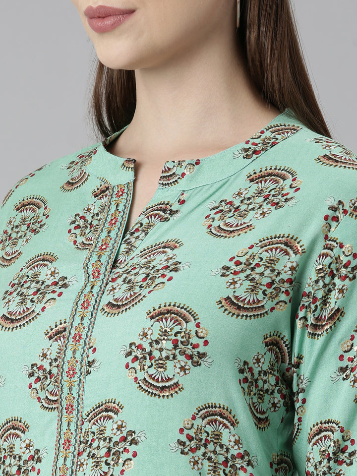 Neerus Sea Green Regular Straight Floral Kurtas