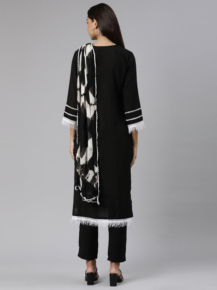 Neerus Black Shantoon printed suit set - side view