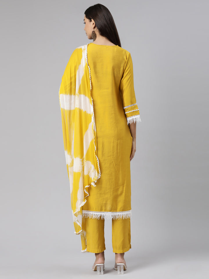 Neerus Yellow shantoon printed suit set - side view