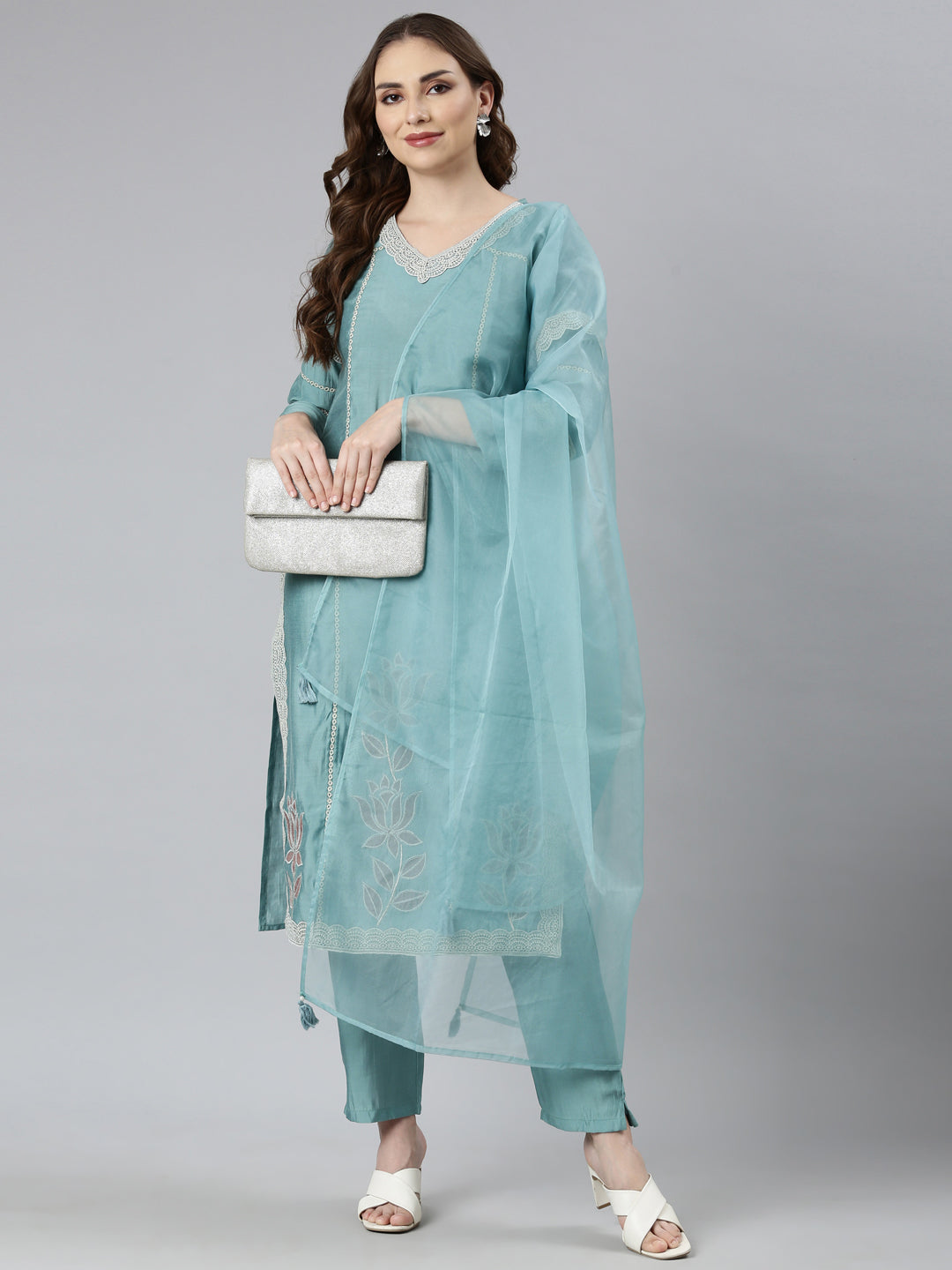 Neerus Blue Shantoon printed suit set - detail view 2
