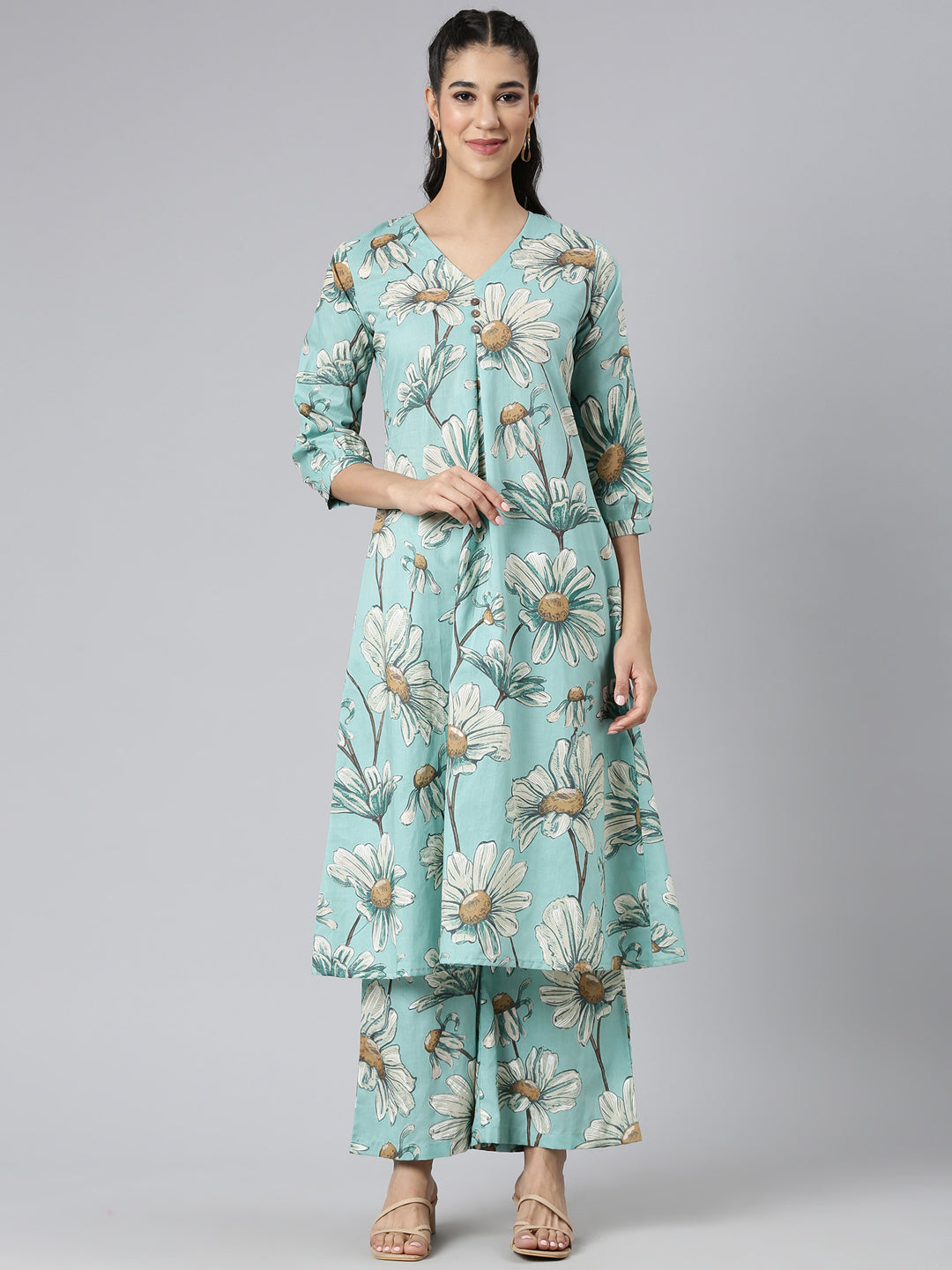 Neerus Green Printed Straight Kurta and Palazzos
