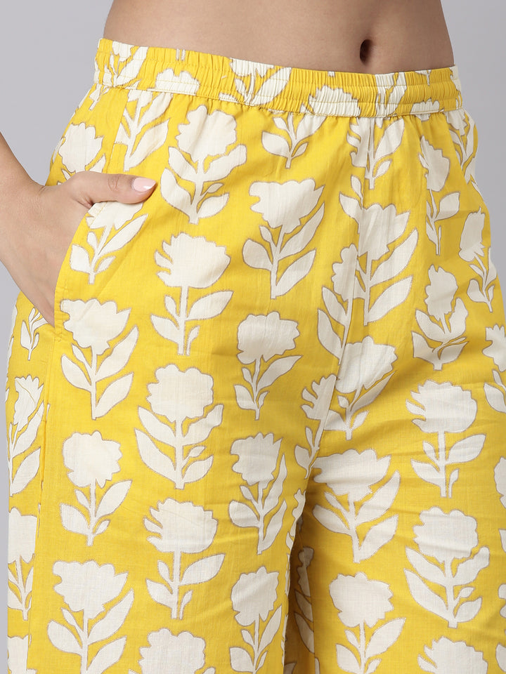 Neerus Yellow Casual Printed Straight Kurta and Palazzos