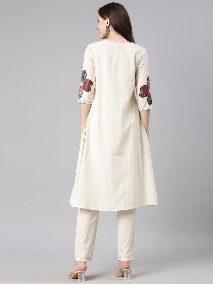 Neerus Off white Solid Straight Kurta and Trousers