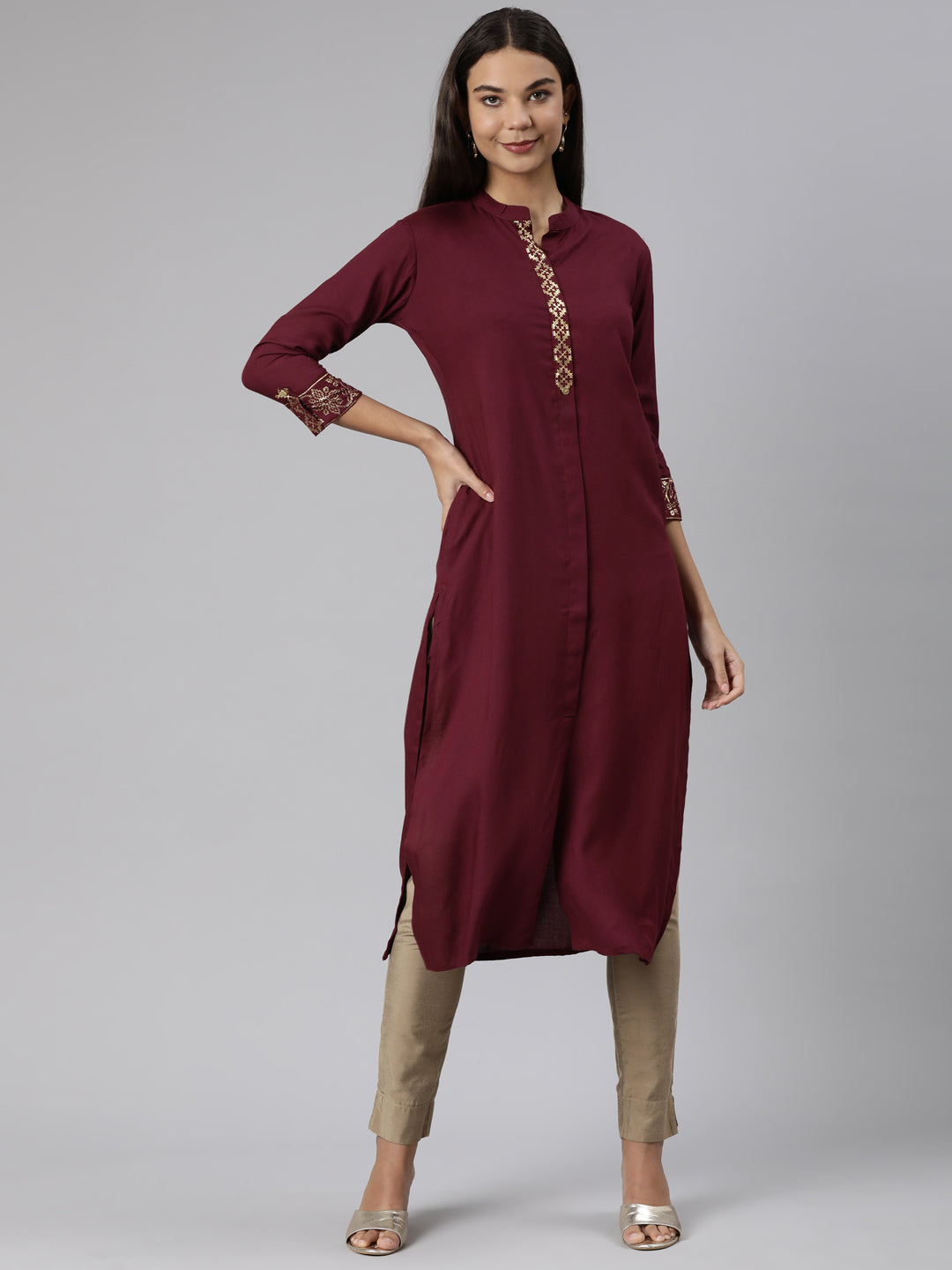 Neeru's wine Regular Straight Solid Kurtas