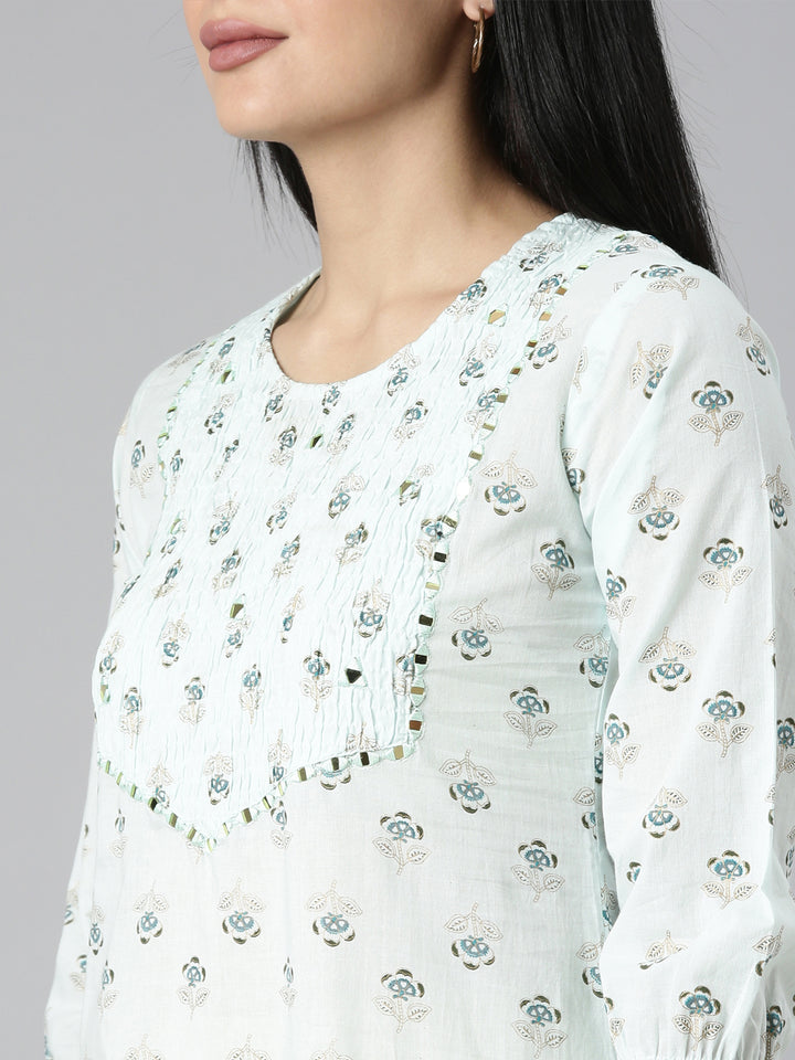 Neerus Blue Straight Casual Floral Straight Kurtas