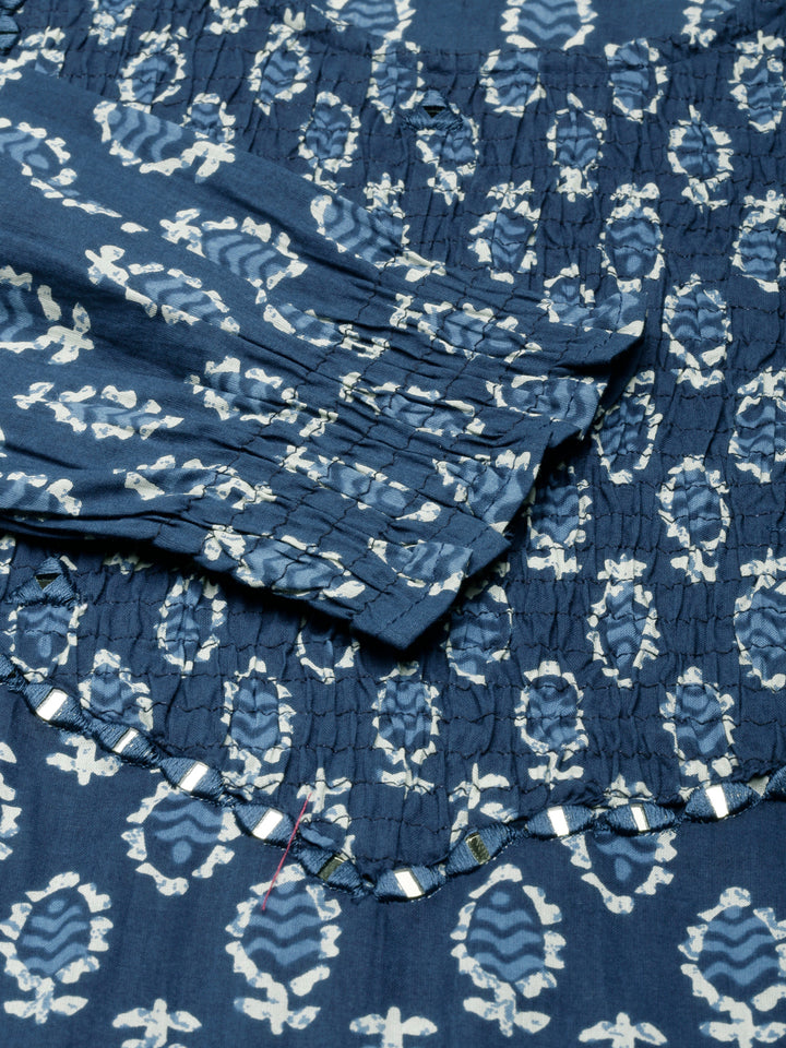 Neerus Blue cotton printed straight kurta - detail view 4