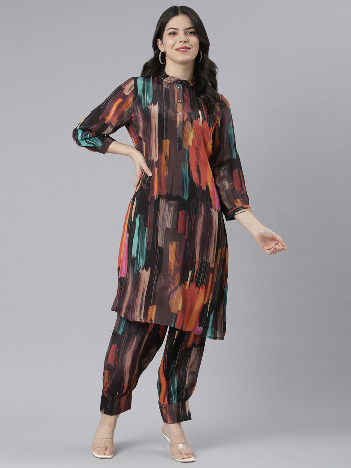 Neerus Multi muslin colourblocked straight kurta set - detail view 3